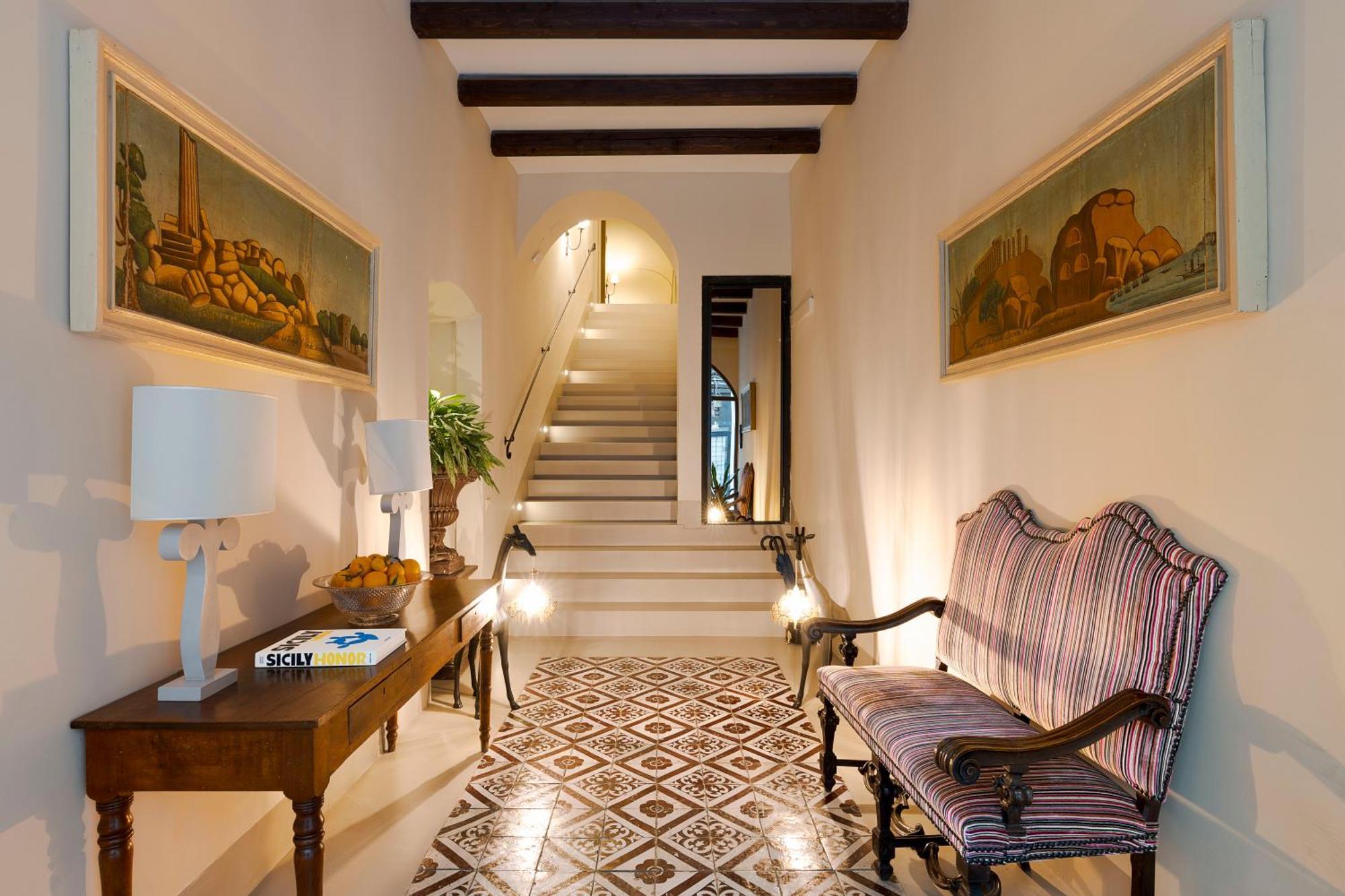 Palazzo Arone Dei Baroni Di Valentino Hotel Palermo Exterior foto