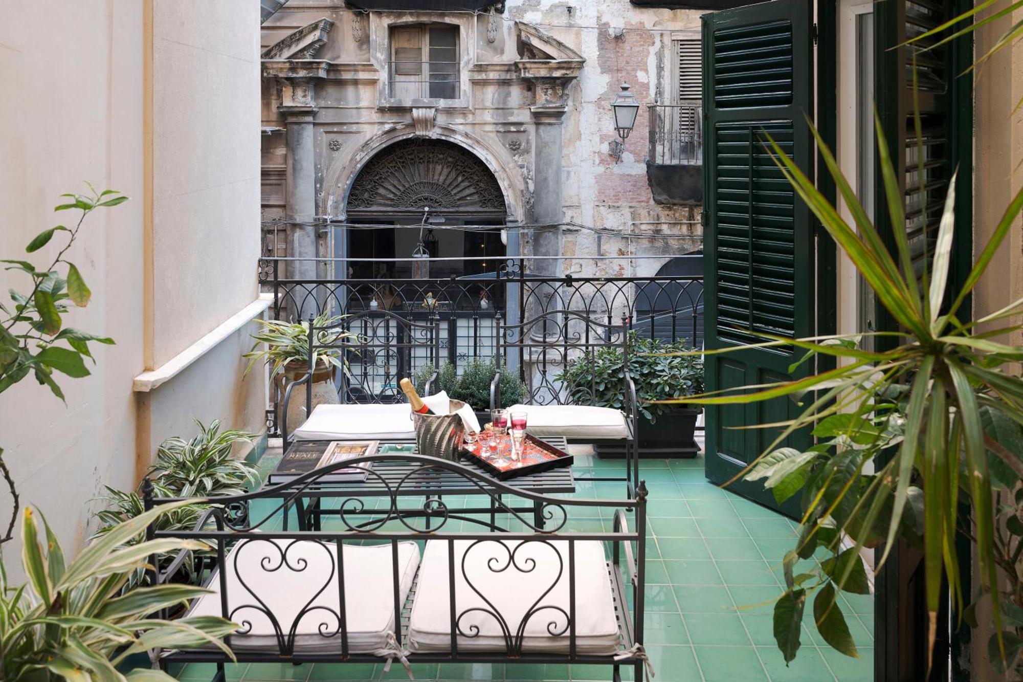 Palazzo Arone Dei Baroni Di Valentino Hotel Palermo Exterior foto